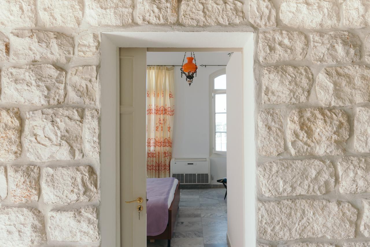 Hotel Beit El Bahr Ţabarjā Esterno foto